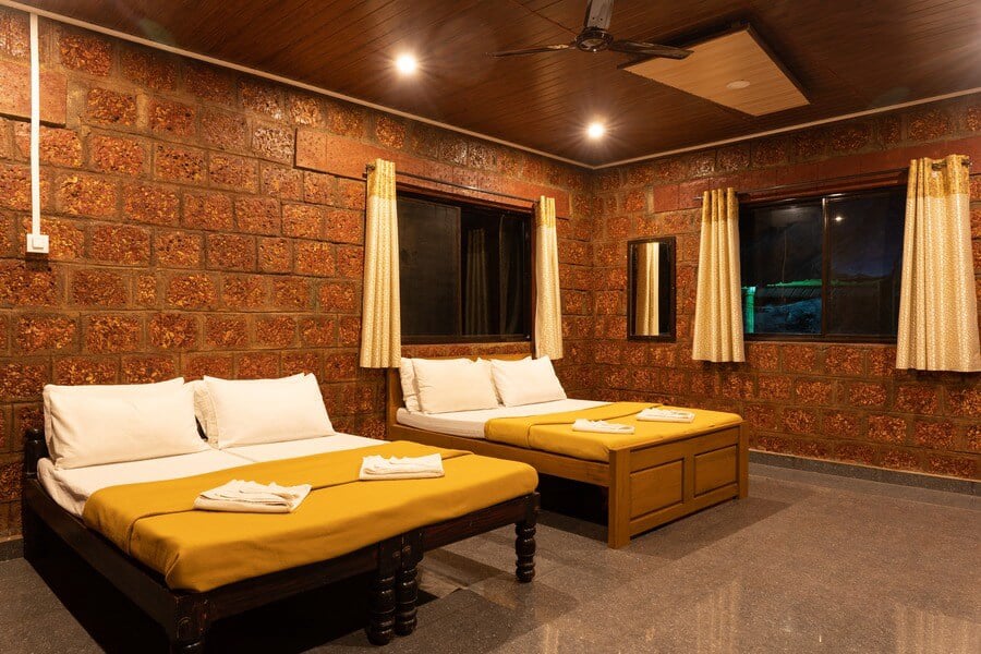 Wild Wings Dandeli | Deluxe Room